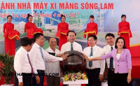 Chủ tịch nước nhấn nút vận hành Nhà máy xi măng Sông Lam